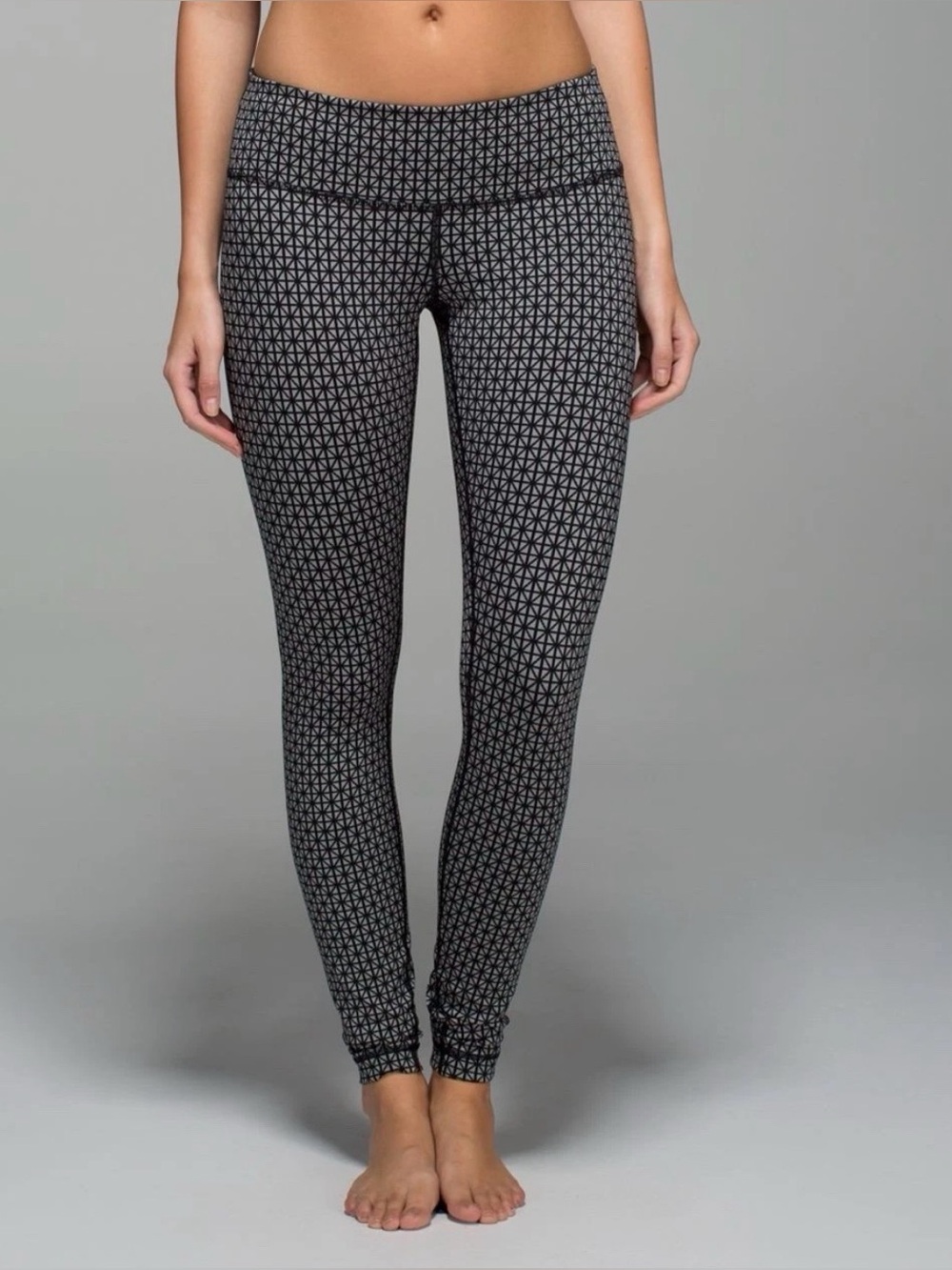 Lululemon WunderUnder Size 6 Yoga Pants/Legging - Low Rise